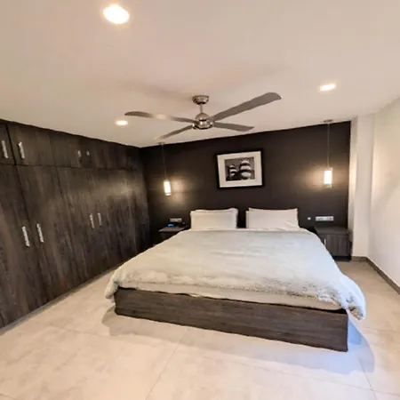 Apartament Orquidario In The Centre And Near The